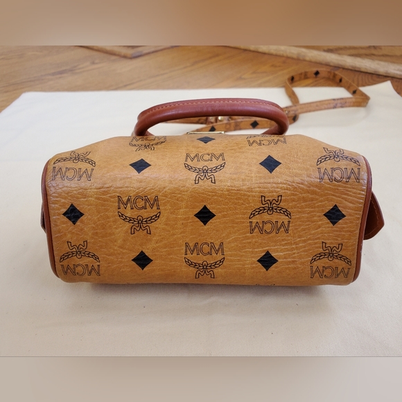 Mini MCM Shoulder Bag - Picture 6 of 16